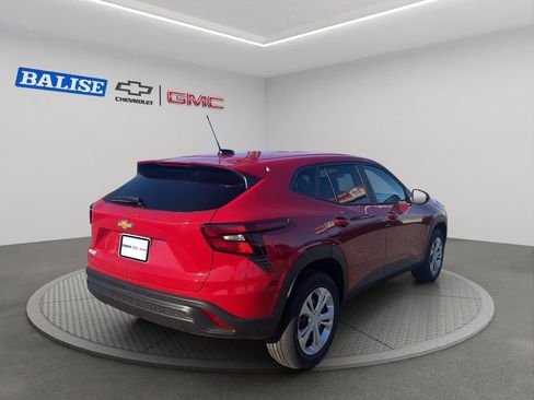 New 2026 Chevrolet Trax LS image 6