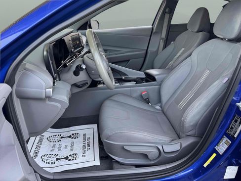 Used 2021 Hyundai Elantra SEL FWD image 10