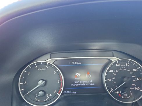 Used 2024 Nissan Altima 2.5 SR FWD image 23
