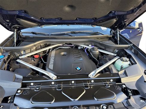 New 2026 BMW X7 xDrive40i image 11