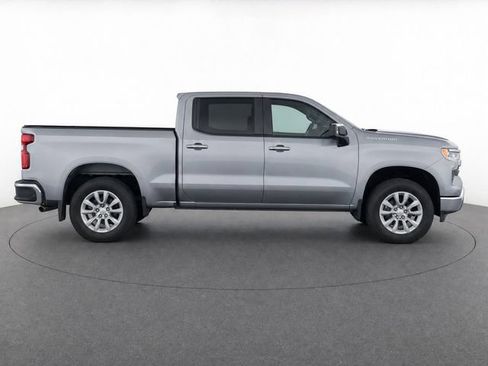 Used 2025 Chevrolet Silverado 1500 LT RWD image 2