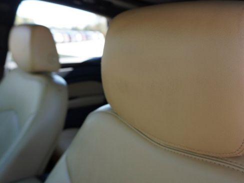 Used 2015 Cadillac SRX Luxury w/ Driver Awareness Package image 23