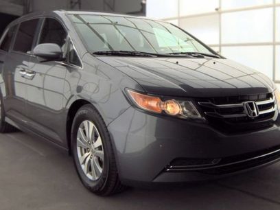 Used 2016 Honda Odyssey SE