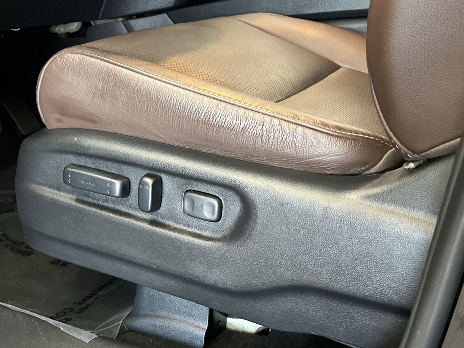 Used 2024 Honda Passport EX-L image 13