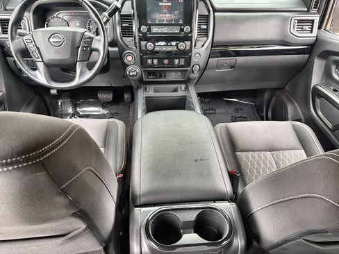 Used 2023 Nissan Titan SV w/ SV Convenience Package AWD/4WD image 20