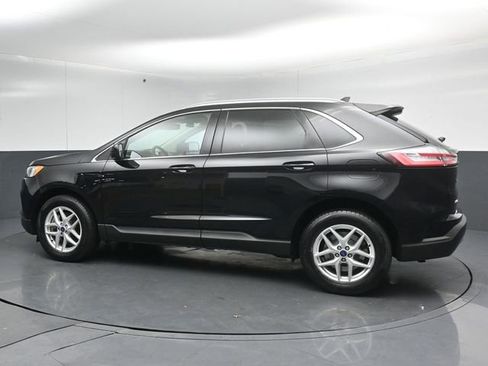 Certified 2022 Ford Edge SEL w/ Convenience Package AWD/4WD image 5
