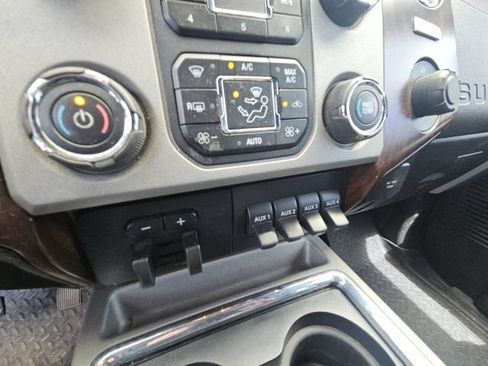 Used 2015 Ford F250 Lariat AWD/4WD image 13
