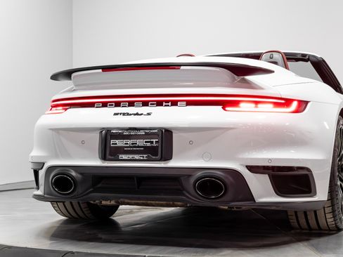 Used 2021 Porsche 911 Turbo S image 80