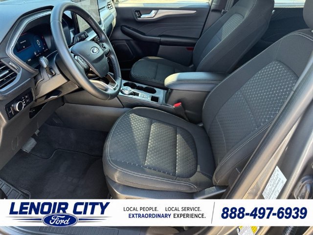 Certified 2023 Ford Escape Active w/ Tech Pack #2 AWD/4WD image 10