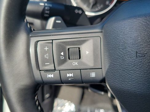 Used 2025 Nissan Rogue SV AWD/4WD image 28