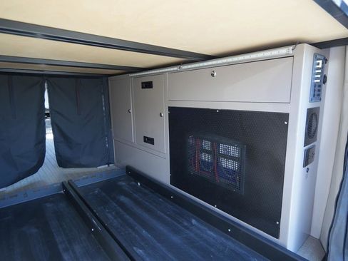 Used 2020 Mercedes-Benz Sprinter 2500 image 17