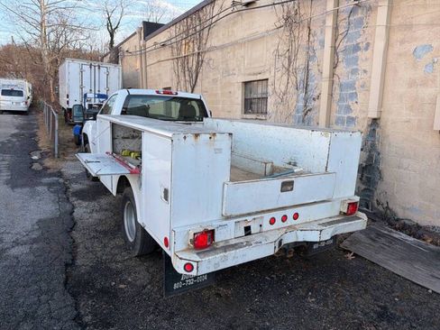 Used 2011 GMC Sierra 3500 W/T w/ Snow Plow Prep Package AWD/4WD image 20