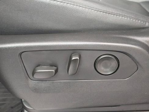 Used 2023 Chevrolet Silverado 1500 LTZ image 25