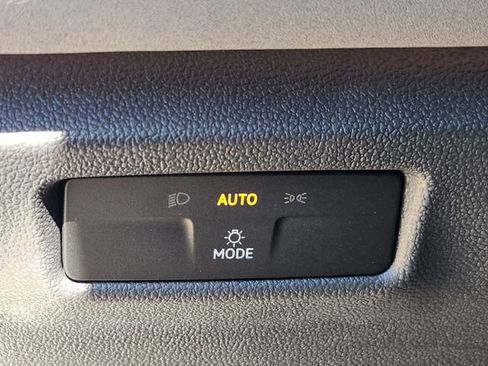New 2026 Volkswagen Tiguan SE AWD/4WD image 20