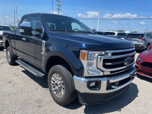 Used 2022 Ford F350 Lariat w/ Chrome Package AWD/4WD image 3
