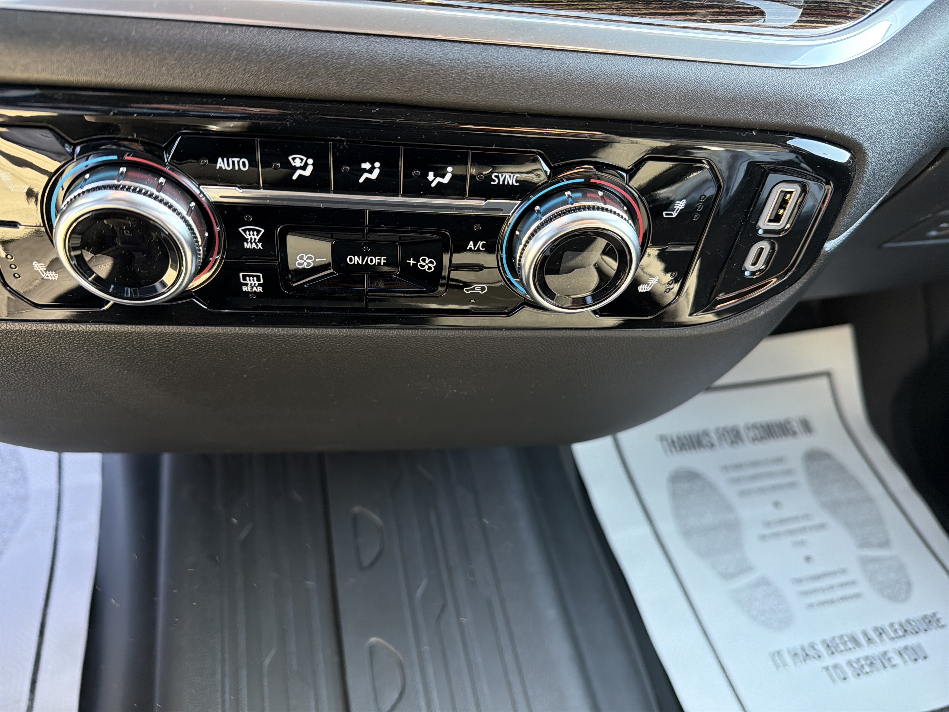 New 2026 GMC Sierra 1500 SLE AWD/4WD image 21