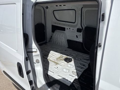 Used 2022 RAM ProMaster City Tradesman image 13