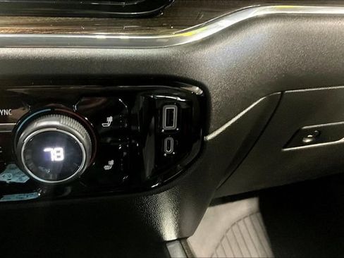 Used 2023 Chevrolet Silverado 1500 LT Trail Boss w/ Protection Package AWD/4WD image 17