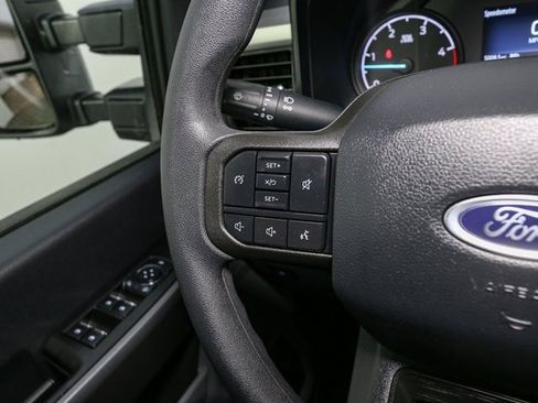 Used 2025 Ford F350 XLT image 29