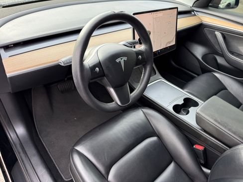 Used 2022 Tesla Model 3 image 12