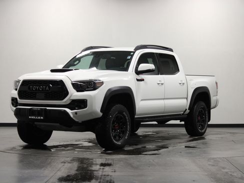 Used 2018 Toyota Tacoma TRD Pro image 8
