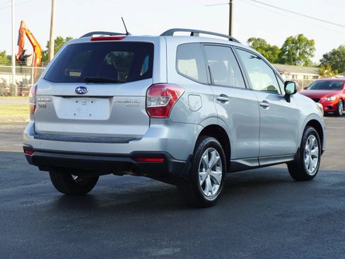 Used 2014 Subaru Forester 2.5i Premium w/ All-Weather Package AWD/4WD image 5