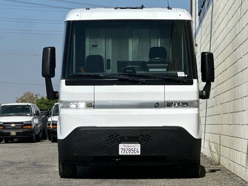 Used 2023 Chevrolet Brightdrop 600 w/ Active Safety Package 2 AWD/4WD image 9