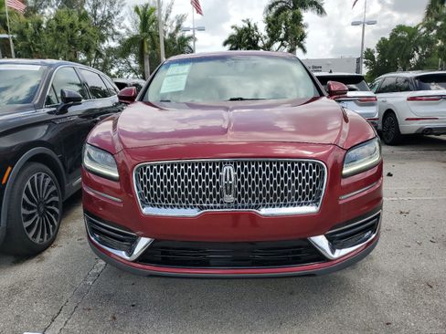 Used 2019 Lincoln Nautilus Select image 2