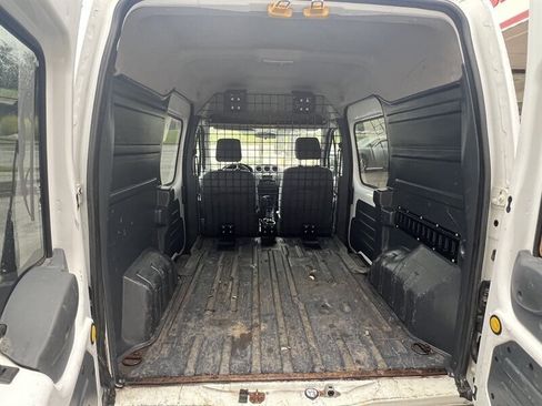 Used 2012 Ford Transit Connect XLT image 19