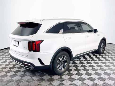 Used 2022 Kia Sorento EX FWD image 8