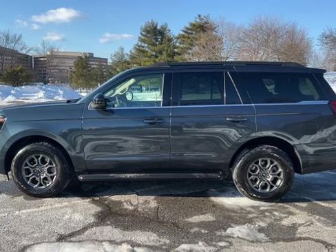 Used 2025 Ford Expedition Active image 45