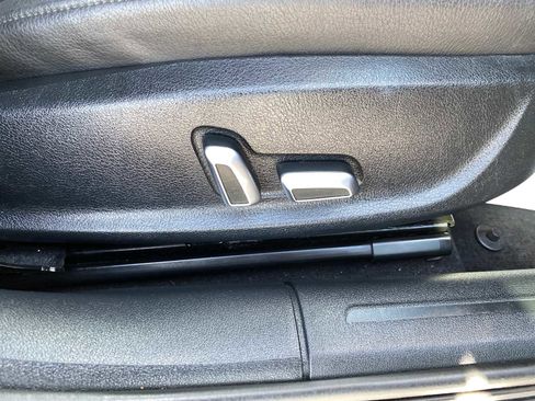 Used 2016 Audi A4 Premium Plus w/ Technology Package image 30