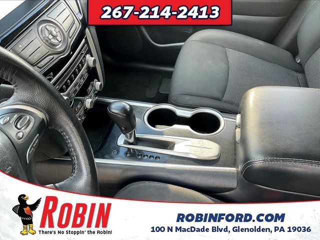 Used 2020 Nissan Pathfinder SV FWD image 18