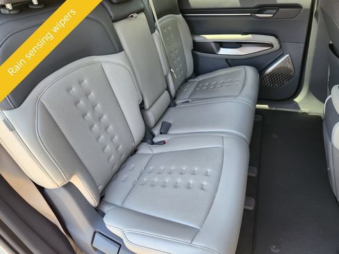 Certified 2024 Kia EV9 Wind AWD/4WD image 21