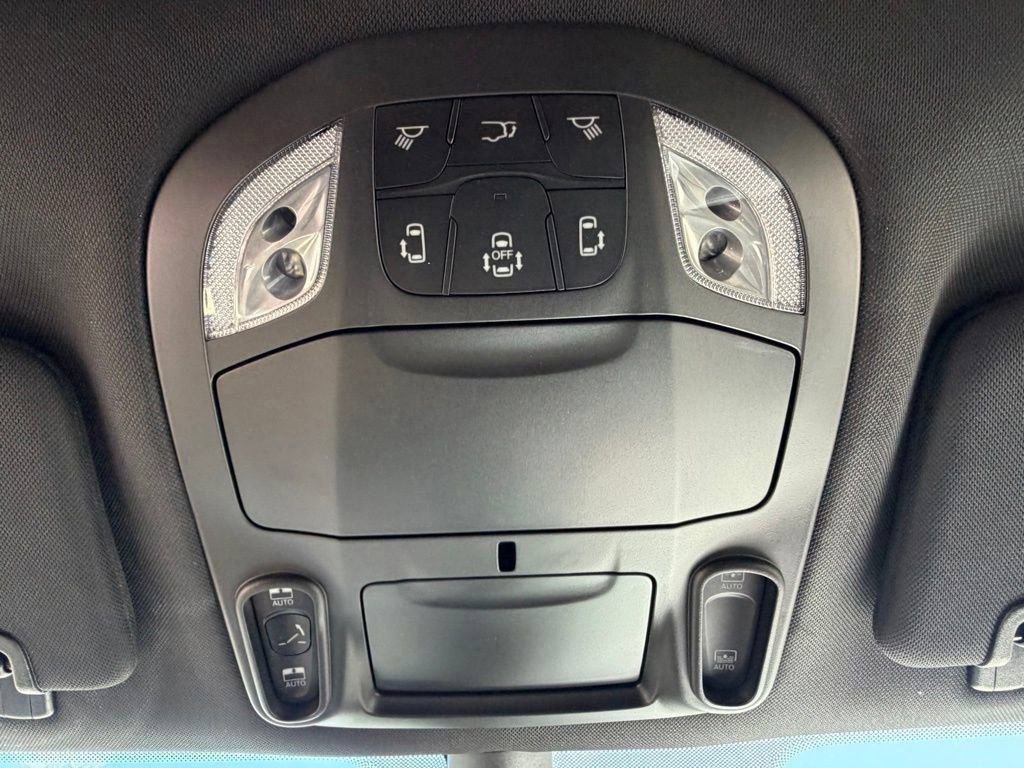 New 2026 Chrysler Pacifica Select w/ S Appearance Package FWD image 27