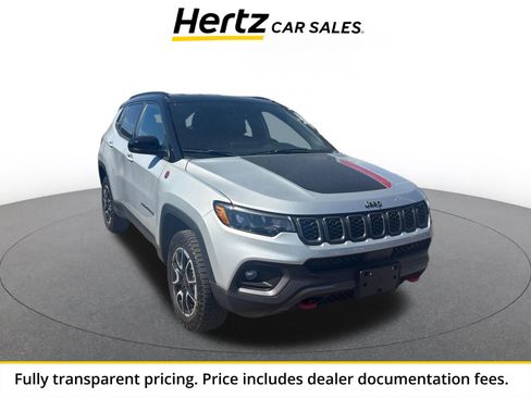 Used 2025 Jeep Compass Trailhawk AWD/4WD image 1