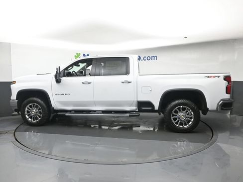 New 2026 Chevrolet Silverado 2500 LTZ w/ LTZ Plus Package AWD/4WD image 24