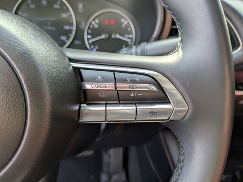 Used 2023 MAZDA MAZDA3 s image 19