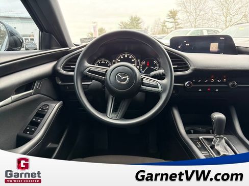 Used 2022 MAZDA MAZDA3 s image 13