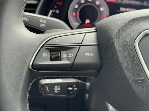 Used 2025 Audi Q7 2.0T Premium w/ Convenience Plus Package image 17