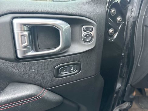 Used 2021 Jeep Wrangler Unlimited Rubicon image 22