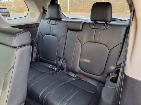 New 2026 Honda Pilot Touring image 10