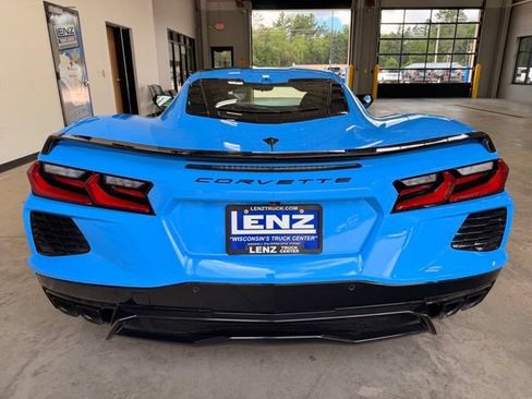 Used 2024 Chevrolet Corvette Stingray Premium Cpe w/ Body-Color Dual Roof Package RWD image 7