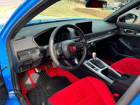Used 2025 Honda Civic Type R image 13