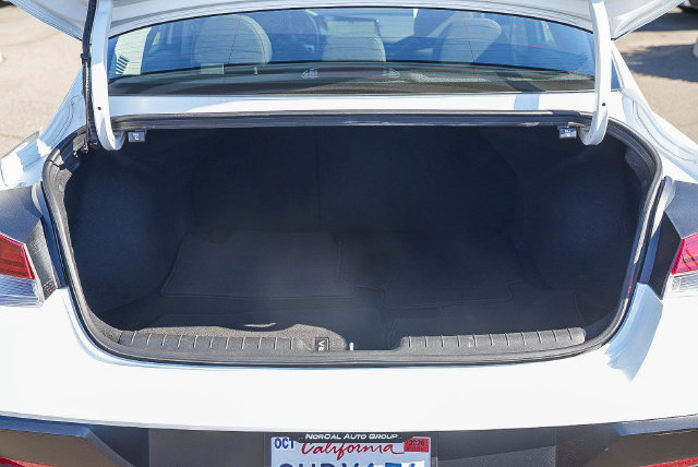 Certified 2025 Hyundai Elantra SEL FWD image 29