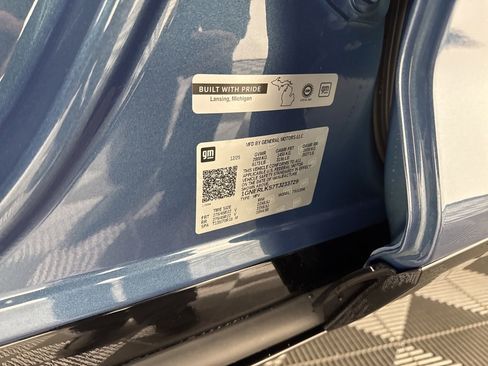 New 2026 Chevrolet Traverse RS w/ LPO, Floor Liner Package image 11