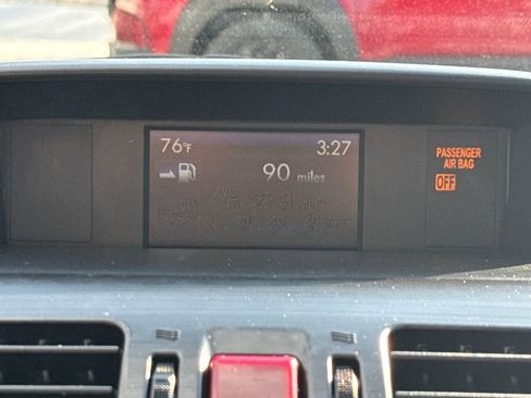 Used 2015 Subaru Forester 2.5i Premium w/ All-Weather Package image 11