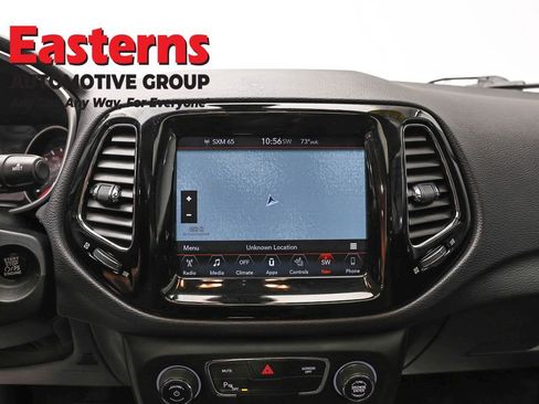 Used 2018 Jeep Compass Limited w/ Navigation Group AWD/4WD image 12
