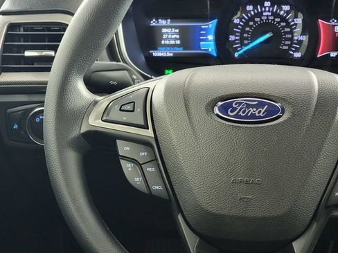 Certified 2017 Ford Fusion SE w/ Fusion SE Technology Package FWD image 30