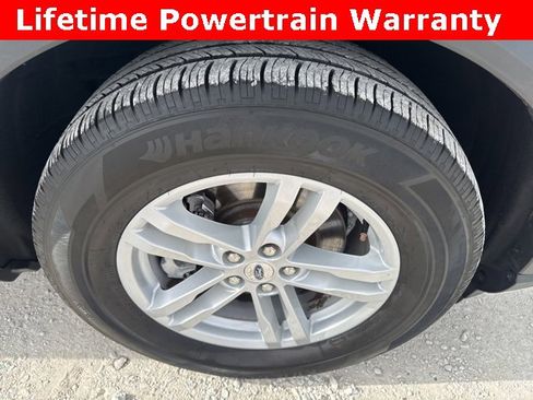 Used 2024 Ford Explorer XLT w/ Equipment Group 202A image 30